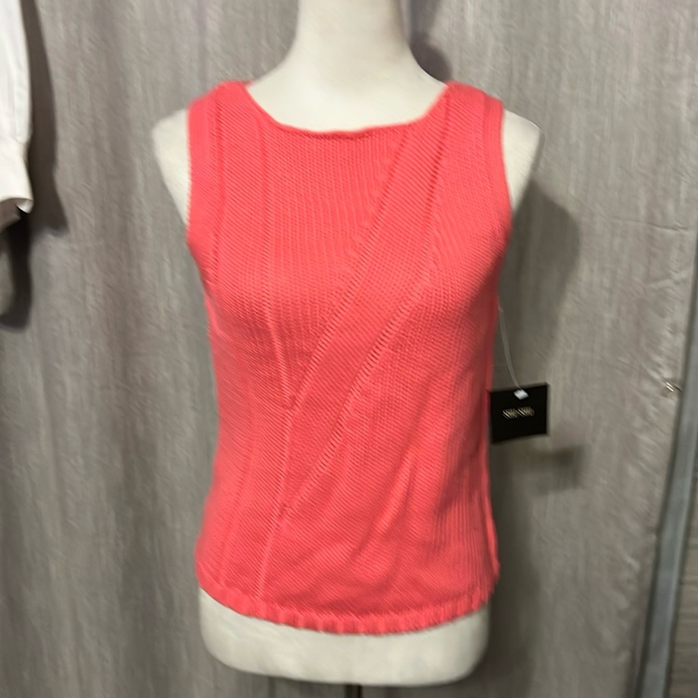 Vintage sleeveless sweater vest